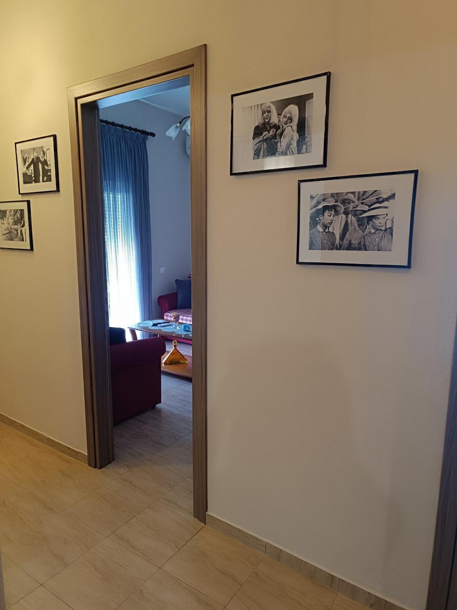 Panos House - High Luxury Apartment 特里卡拉 外观 照片